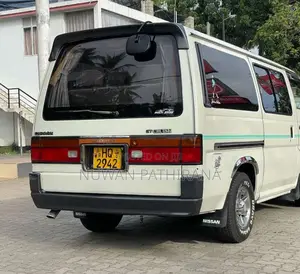 Nissan Caravan 1998 Van (Used)
