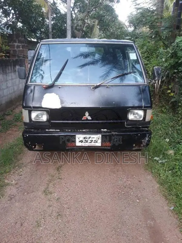 Mitsubishi Delica 1980 Van (Used)