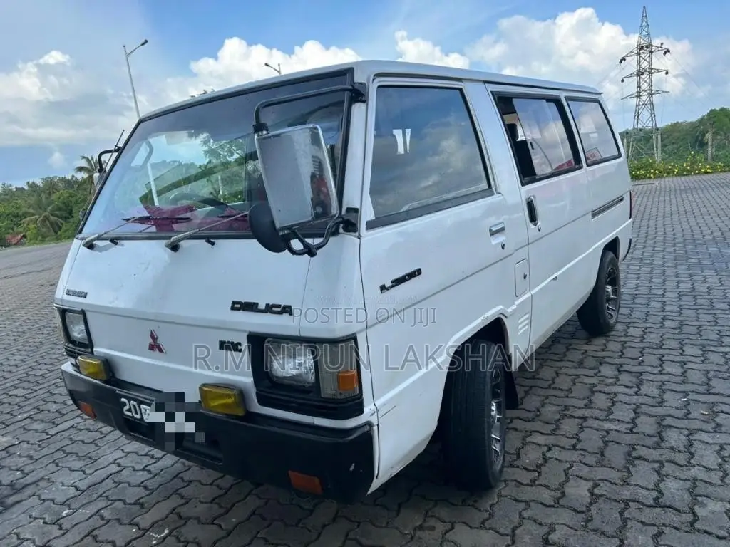 Mitsubishi Delica 1986 Van (Used)
