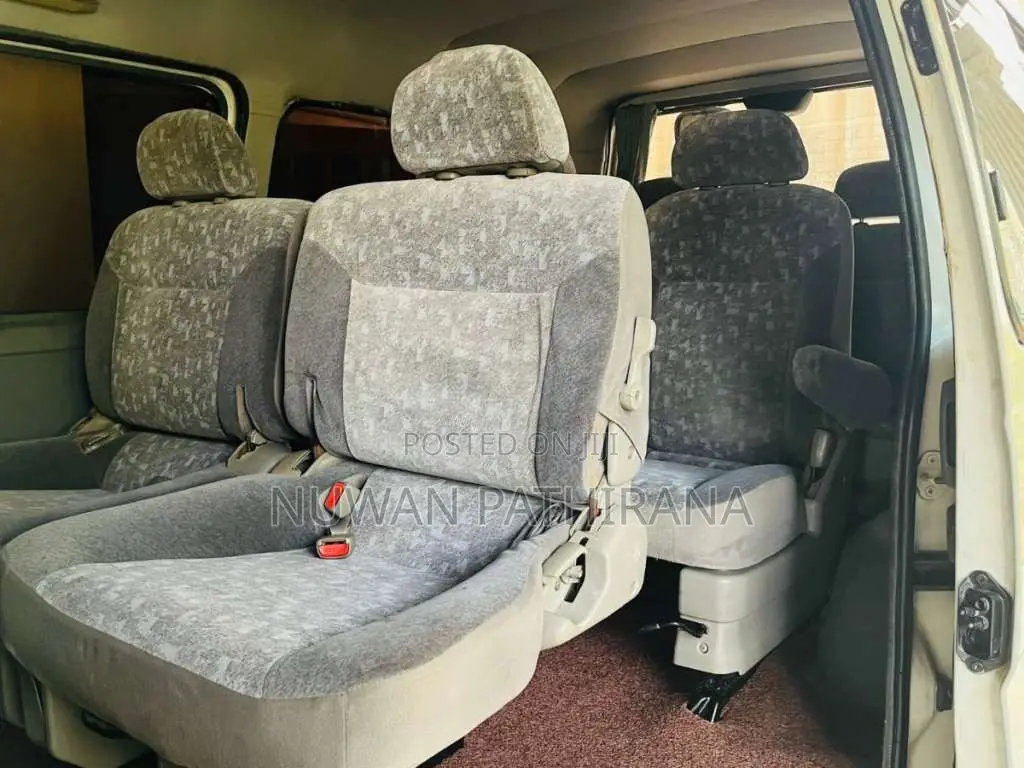 Nissan Caravan 1998 Van (Used)