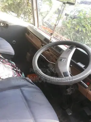 Mitsubishi Delica 1980 Van (Used)