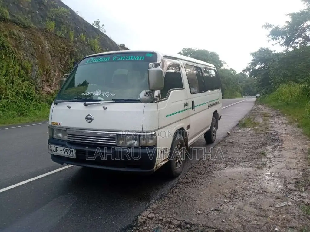 Nissan E24 1999 Van (Used)