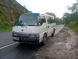 Nissan E24 1999 Van (Used)