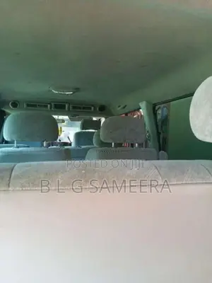 Nissan E25 2003 Van (Used)