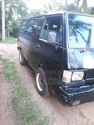 Mitsubishi Delica 1980 Van (Used)