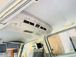 Nissan Caravan 1998 Van (Used)
