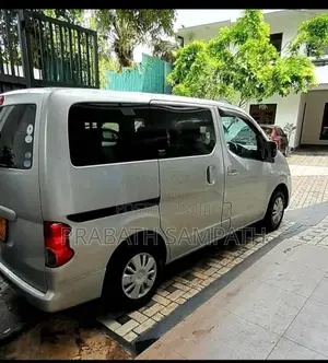 Nissan NV200 2020 Van (Used)