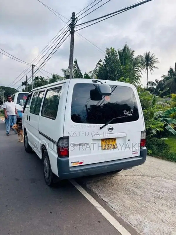 Nissan Vanette 1995 Van (Used)