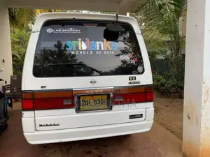 Nissan Caravan 1993 Van (Used)