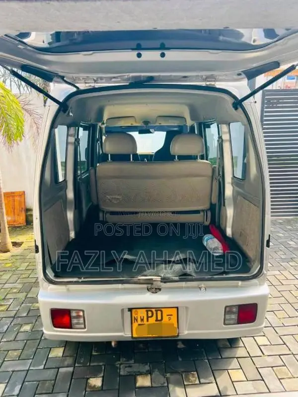 Suzuki DA64 2007 Van (Used)