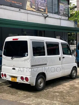 Nissan Clipper 2011 Van (Used)