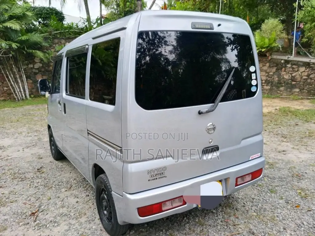 Nissan Clipper 2013 Van (Used)