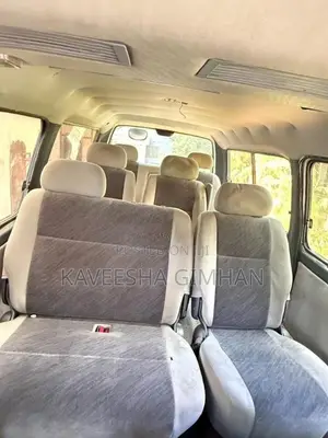 Nissan Caravan 2000 Van (Used)