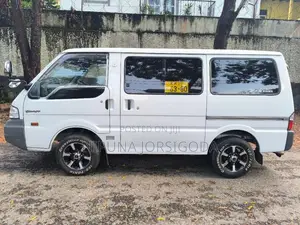 Mazda Bongo 2007 Van (Used)