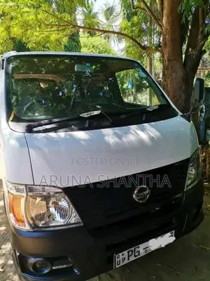 Nissan E25 2015 Van (Used)