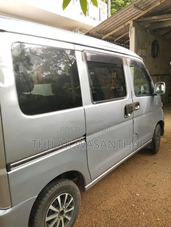 Daihatsu Hijet 2014 Van (Used)