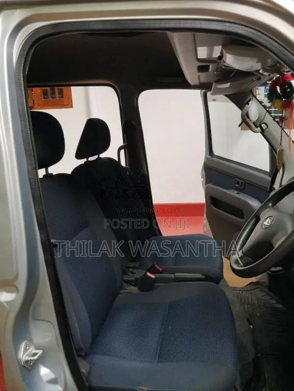 Daihatsu Hijet 2014 Van (Used)