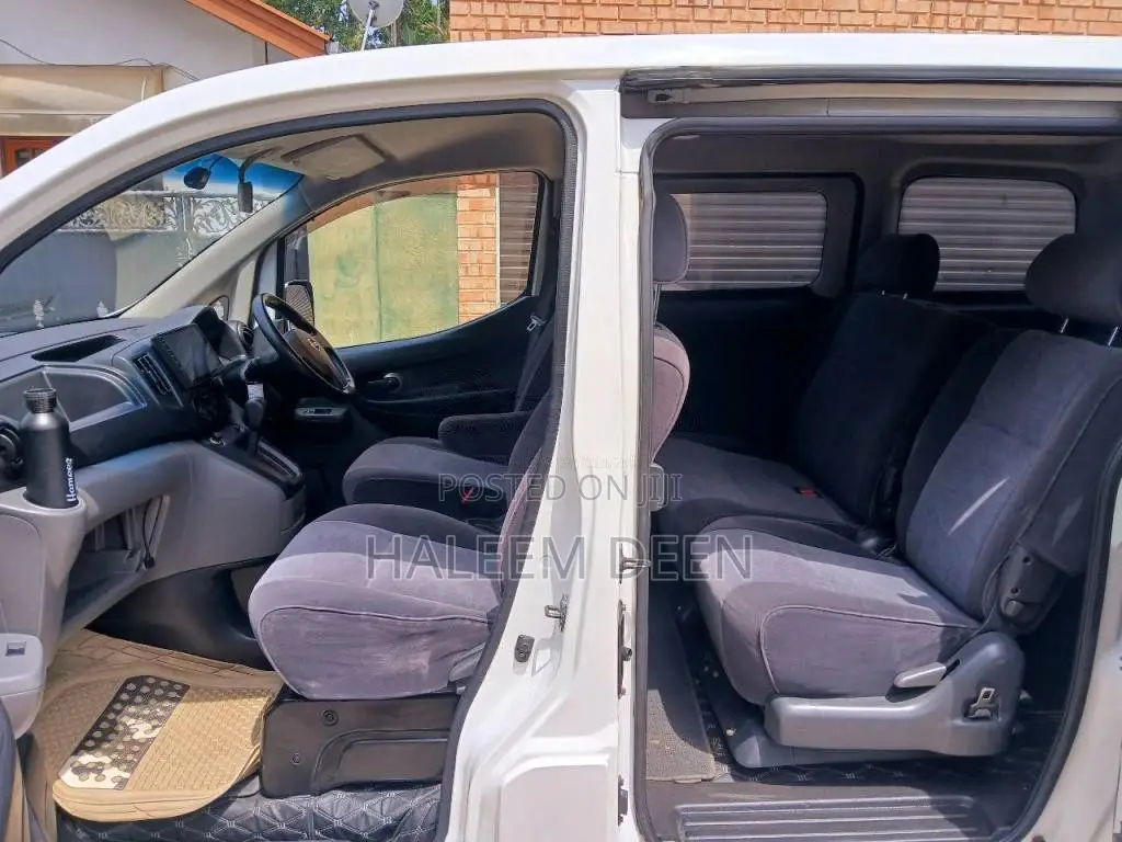 Nissan Nv200 2009 Van (Used)