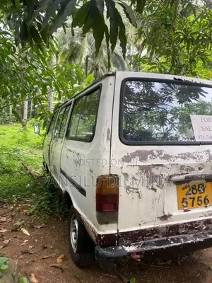 Nissan Cherry Vanette 1983 Van (Used)