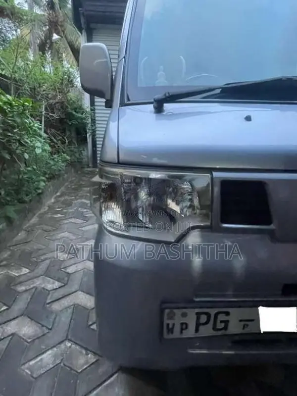 Nissan Clipper 2013 Van (Used)