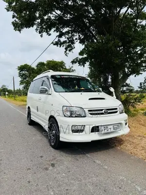 Toyota Noah CR42 2012 Van (Used)