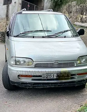 Nissan Serena 1996 Van (Used)