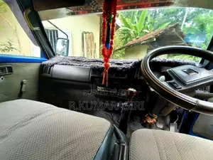 Mazda Brawny 1996 Van (Used)