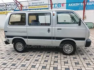 Suzuki Omni 2004 Van (Used)