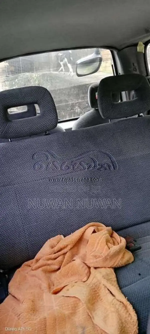 Nissan Serena 1996 Van (Used)