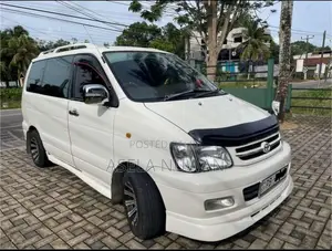 Toyota Noah KR42 2003 Van (Used)