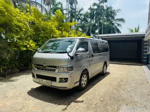 Toyota KDH 2007 Van (Used)
