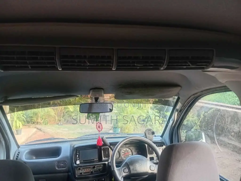 Daihatsu Hijet 1999 Van (Used)