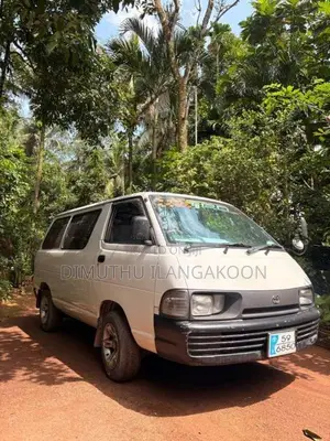 Toyota CR27 1993 Van (Used)