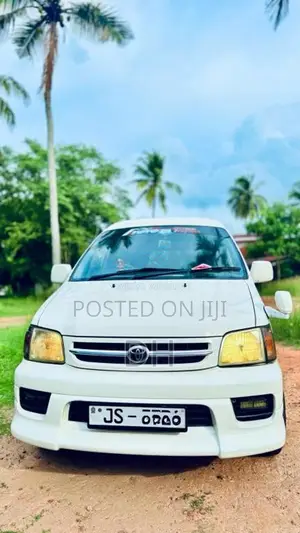 Toyota Townace Noah 1998 Van (Used)