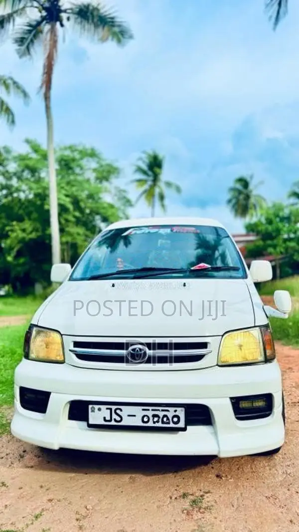 Toyota Townace Noah 1998 Van (Used)