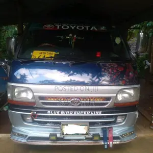 Toyota Dolphin High Roof 1998 Van (Used)