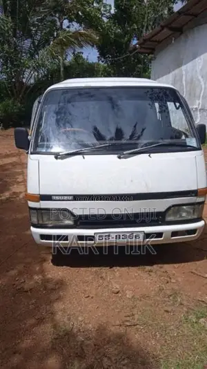 Isuzu Fargo 1989 Van (Used)