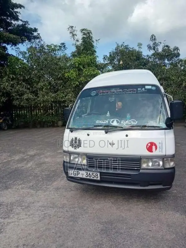 Nissan Caravan 1997 Van (Used)