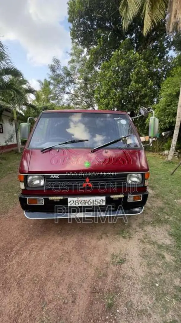 Mitsubishi Delica 1983 Van (Used)