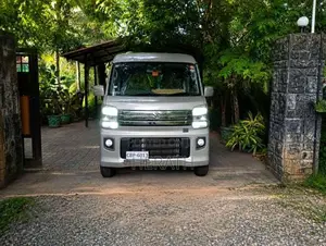 Suzuki Every Wagon Pz 2025 Van (Used)