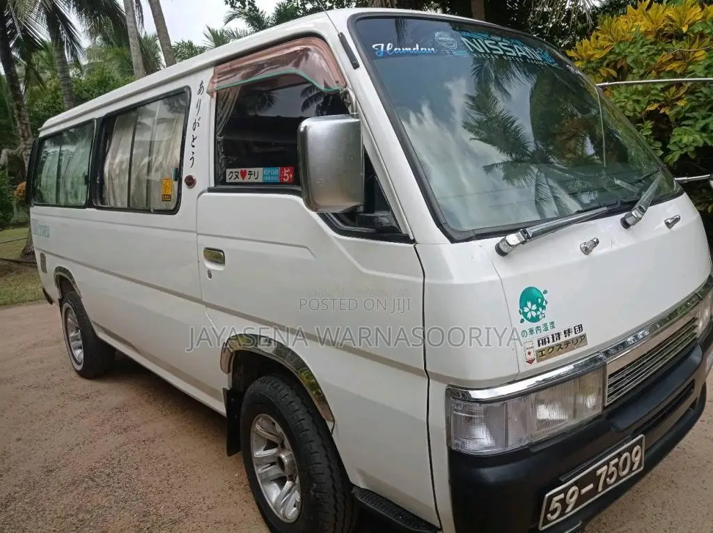 Nissan Caravan 1993 Van (Used)