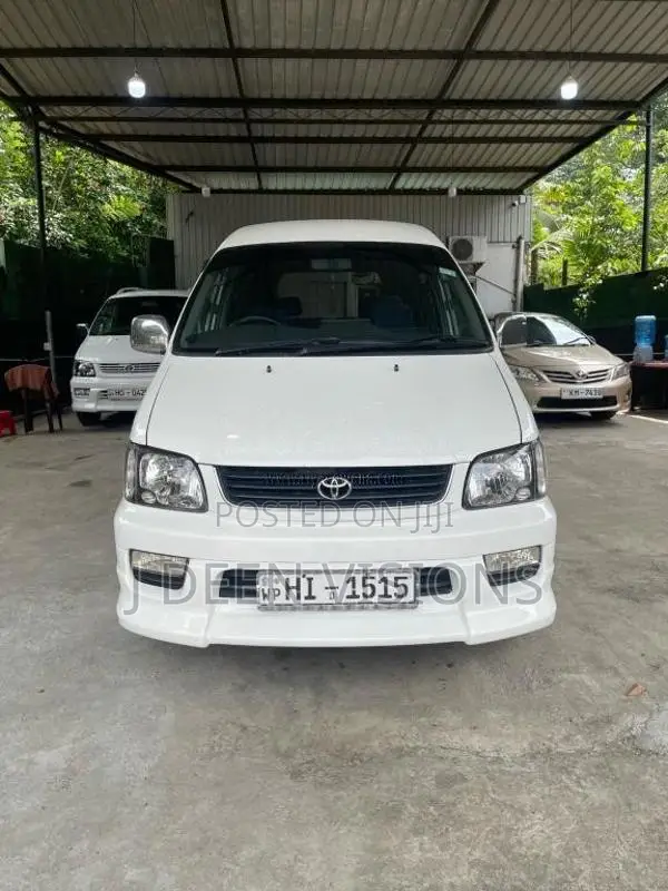 Toyota Noah 1999 Van (Used)