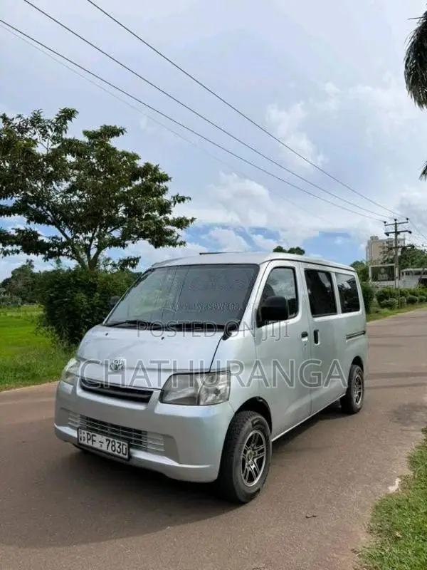 Toyota Townace 2014 Van (Used)
