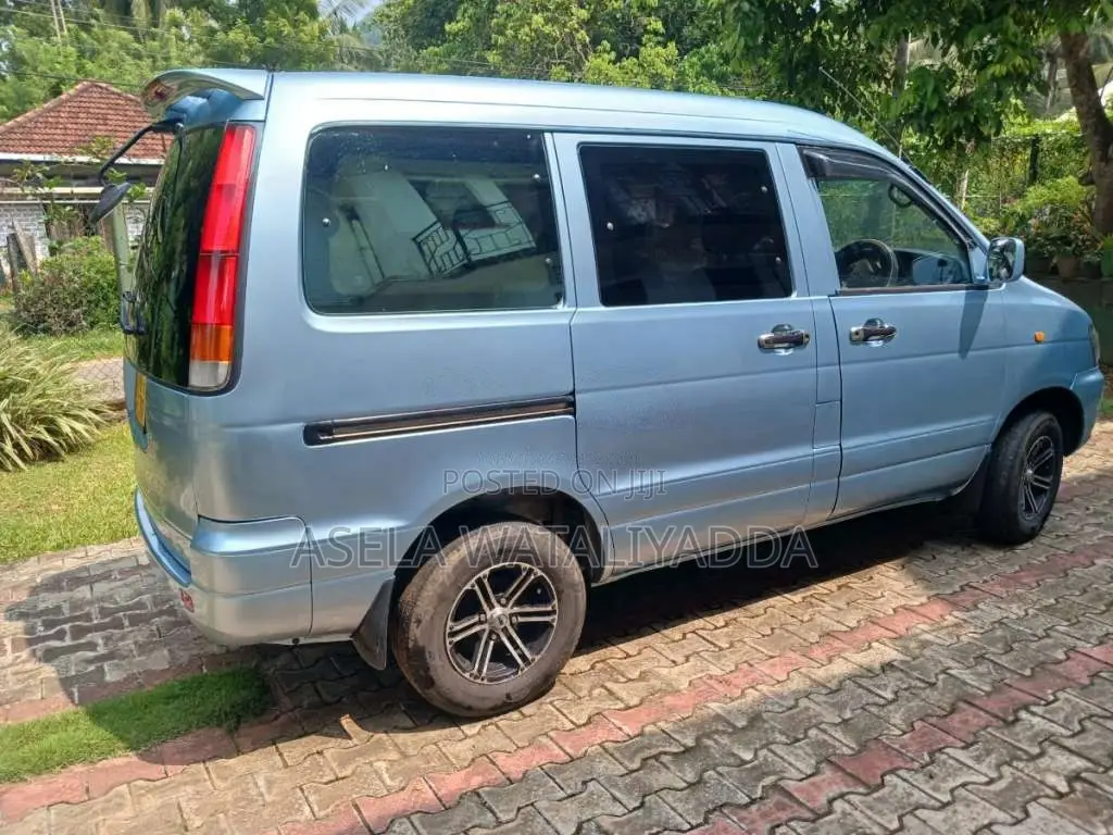 Toyota TownAce Noah 1998 Van (Used)