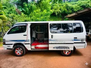 Toyota DOLPHIN HIACE LH113 LONG 1992 Van (Used)
