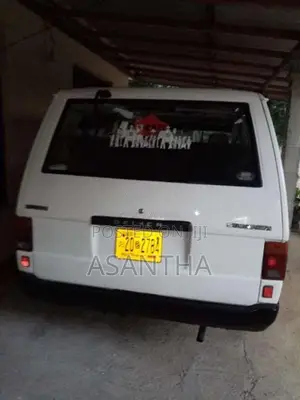Mitsubishi L300 1983 Van (Used)