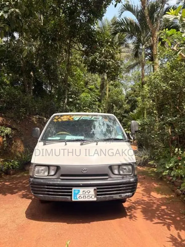 Toyota CR27 1993 Van (Used)