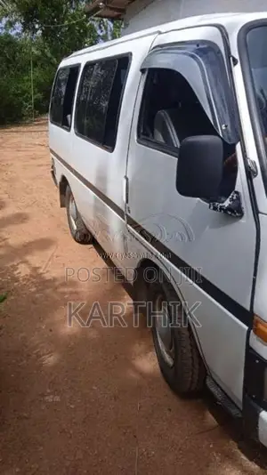 Isuzu Fargo 1989 Van (Used)