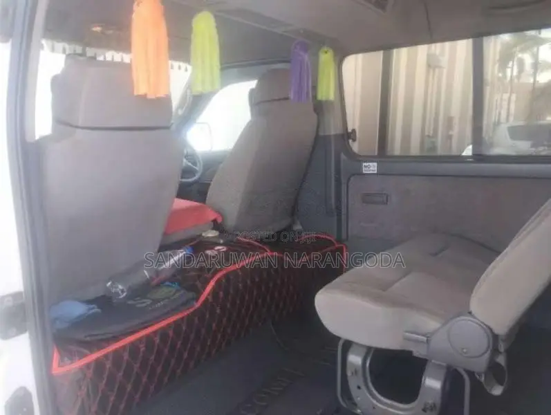 Nissan Caravan E25 2007 Van (Used)