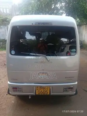Suzuki Every 2015 Van (Used)